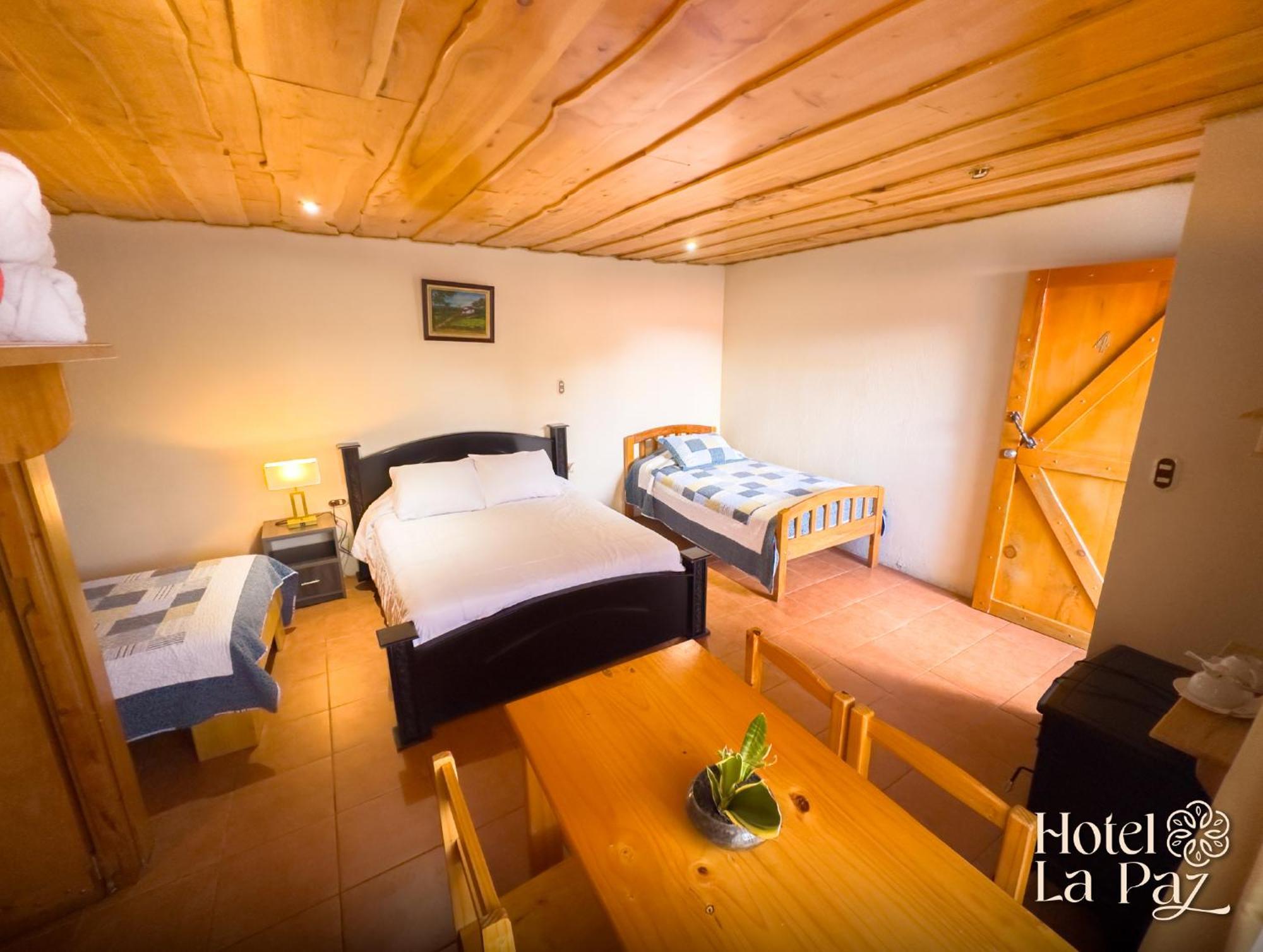 Hotel La Paz Poasito Buitenkant foto