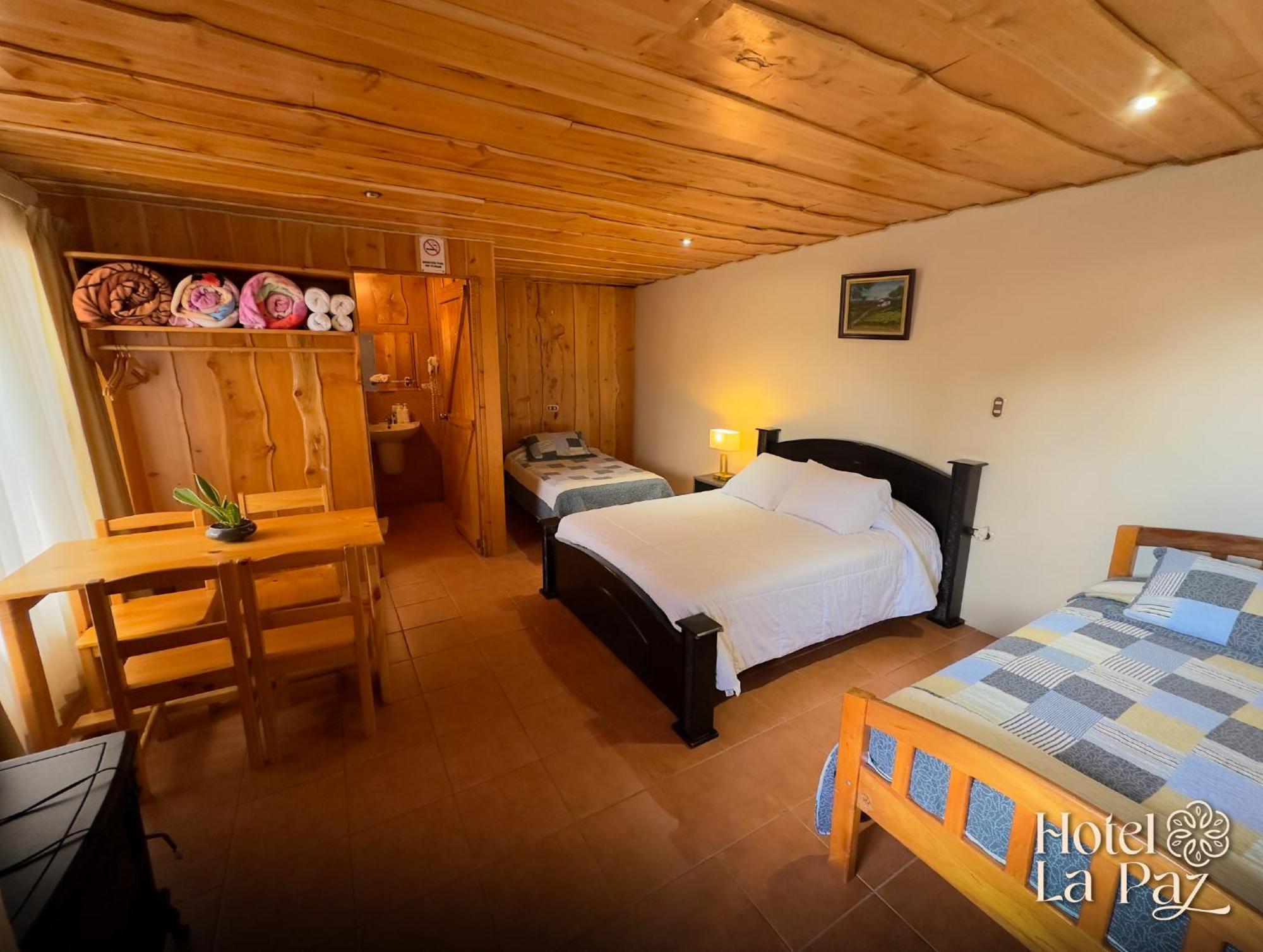 Hotel La Paz Poasito Buitenkant foto