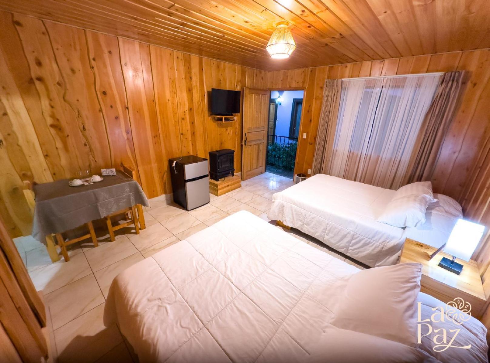 Hotel La Paz Poasito Buitenkant foto