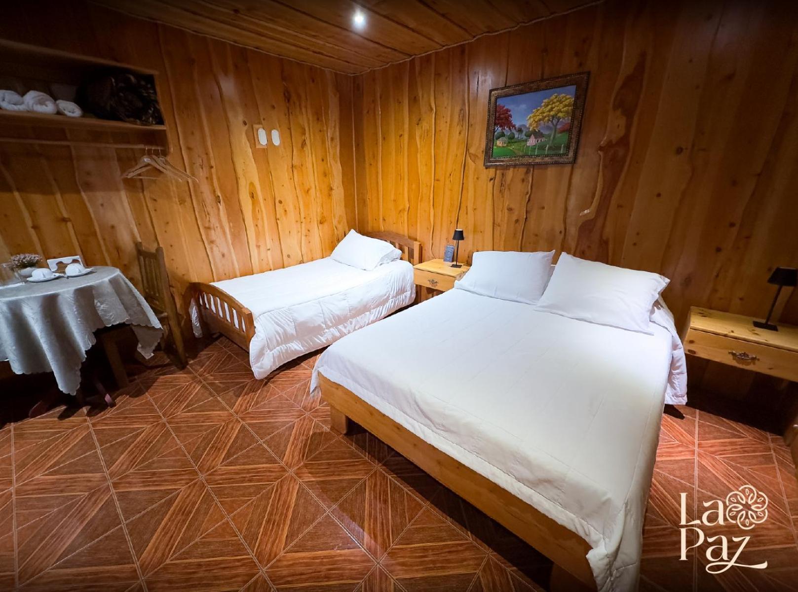 Hotel La Paz Poasito Buitenkant foto