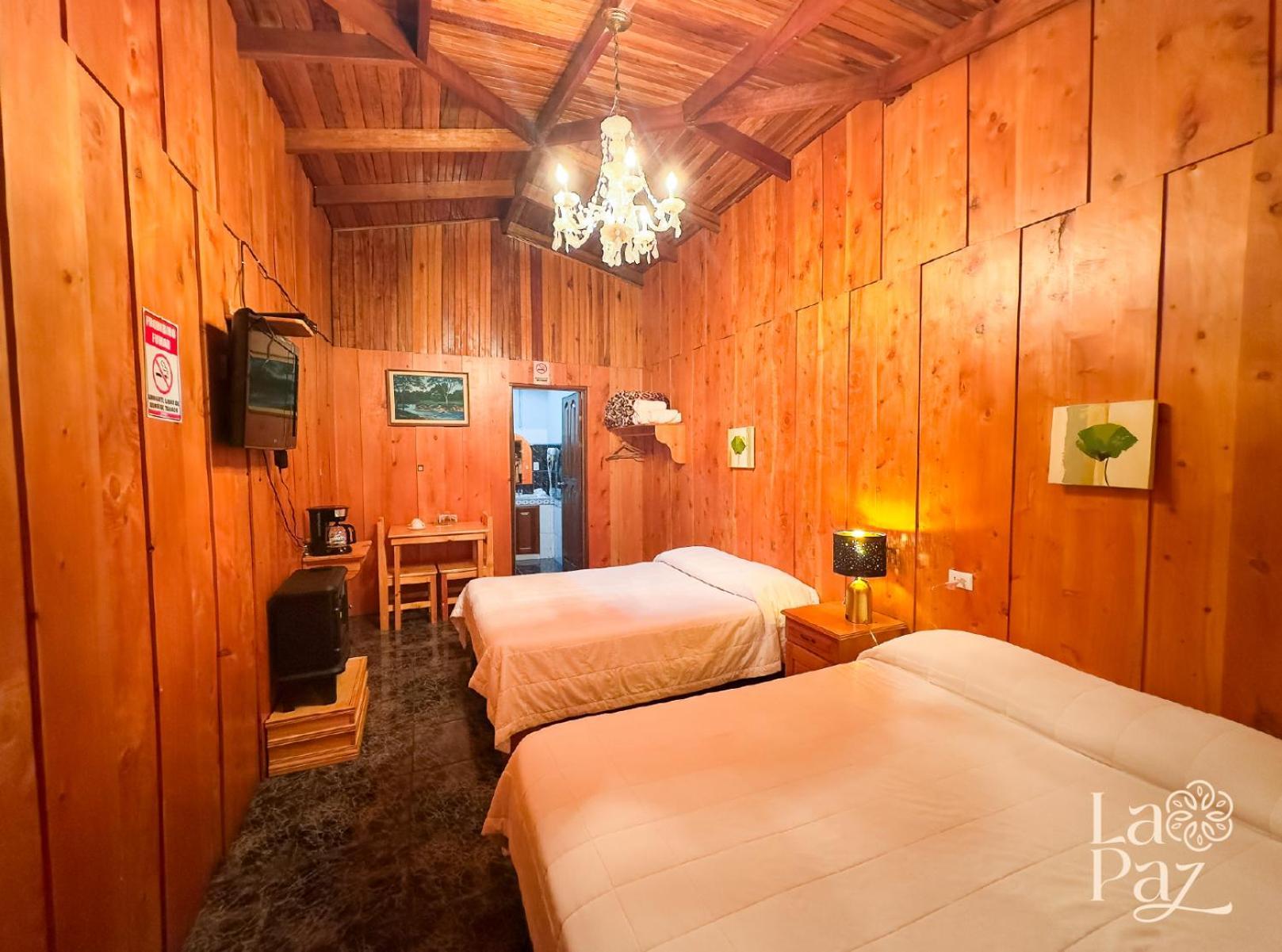 Hotel La Paz Poasito Buitenkant foto